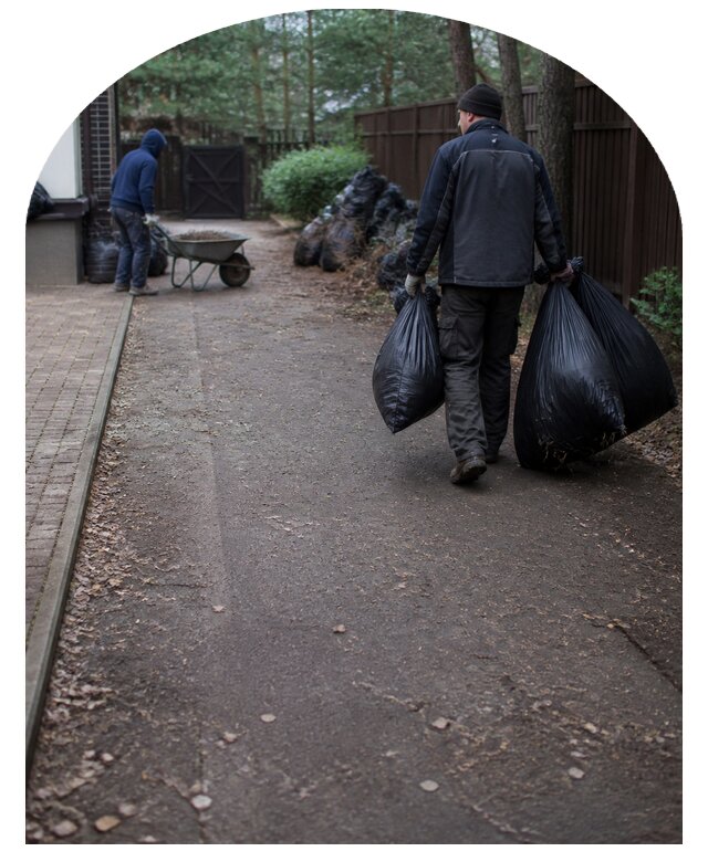 Комплексная уборка участка в Полевской от мусора и сухостоя